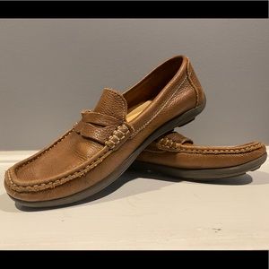 Boys / kids dress shoes / 1901 Brand / size 3.5